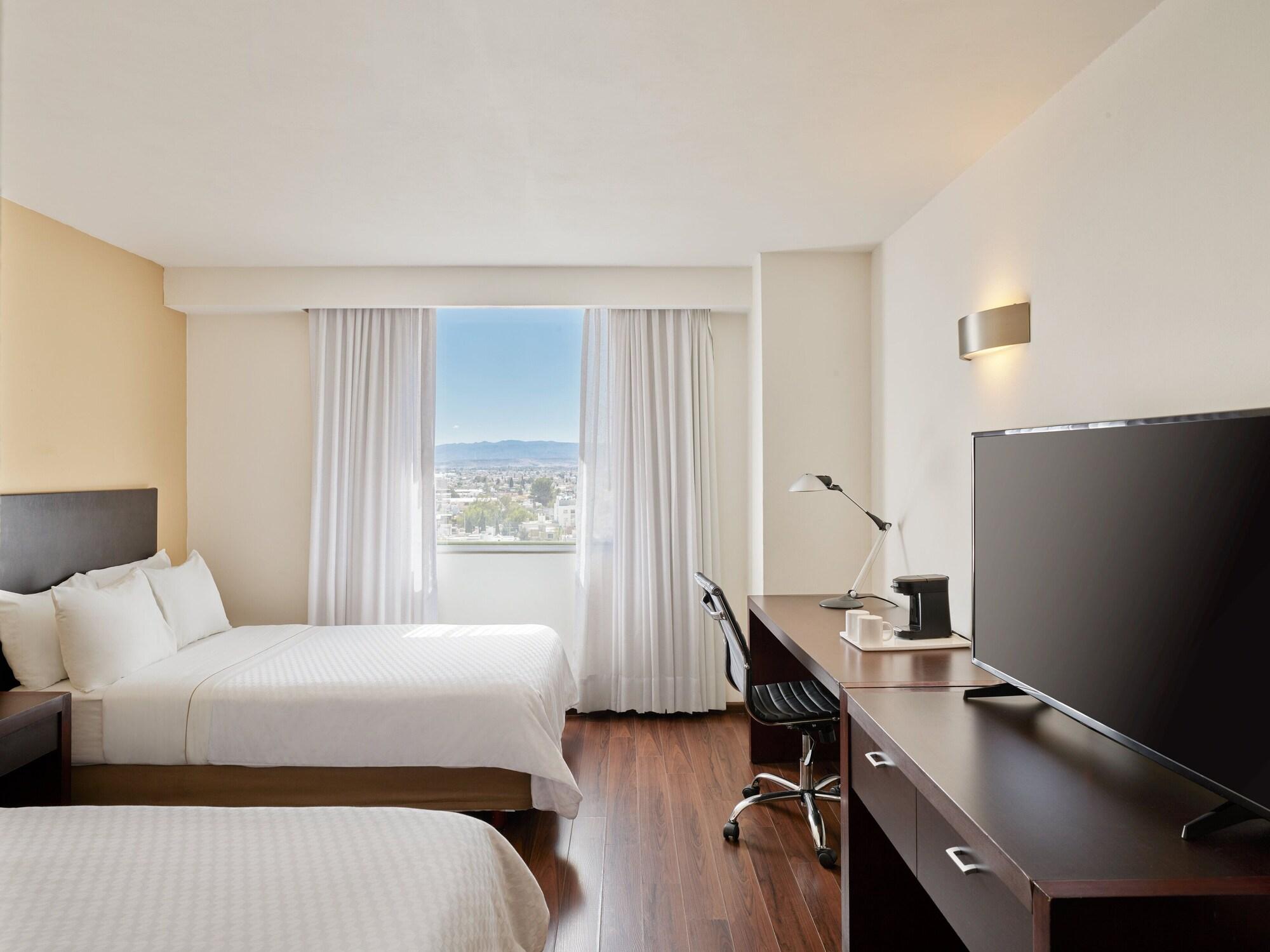 Fiesta Hotel 4*